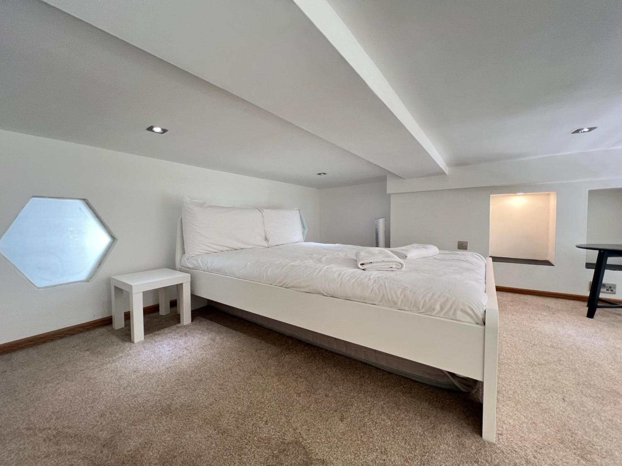 3.5 High Ceilings - Centrally Located Londres Extérieur photo